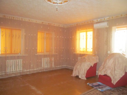 Продам дом в центре Волчанска. S=140 м2, кирпич, 5 комнат, раздельные. Все удобс. . фото 11