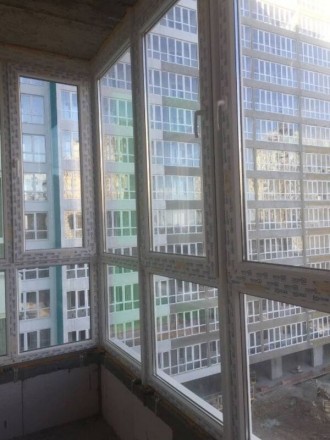  Состояние квартиры от строителей, свободная планировка, высокие потолки 
2,8 м,. Киевский. фото 7
