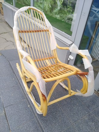 Кресло-качалка из ротанга Бриз. Дніпро. фото 1 Кресло-качалка из ротанга Бриз. Дніпро. фото 1