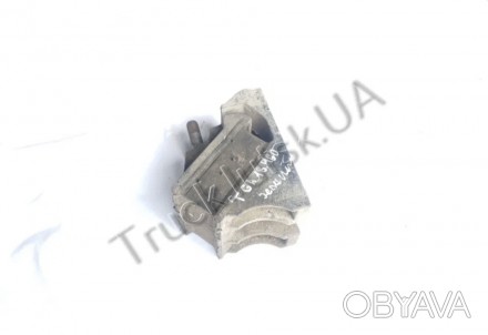 Подушка двигуна задня MAN TGA TGX 81962100553

Оригінальні запчастини у відмін. . фото 1