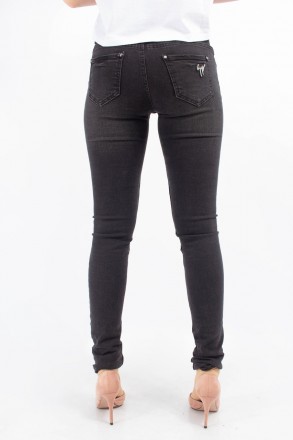 
Женские зауженные джинсы черного цвета
Классические женские джинсы, производств. . фото 5