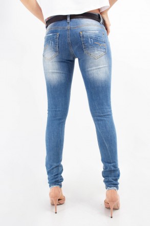 
Женские зауженные джинсы синего цвета
Классические женские джинсы, производство. . фото 5