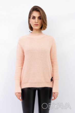 
Женский свитер Serianno, свободный покрой
Оригинальный свитер оверсайз, произво. . фото 1