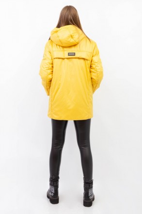 
Женская куртка
Легкая демисезонная куртка желтого цвета, комбинированная черной. . фото 5