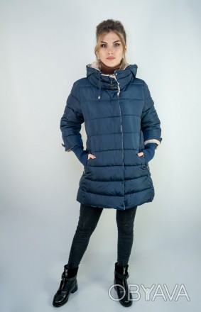 
Женская приталенная зимняя куртка
Стильная приталенная куртка средней длины, си. . фото 1