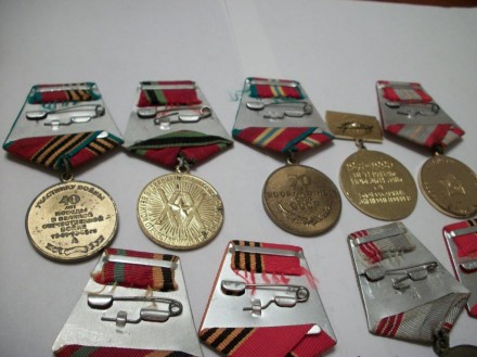 Цена мин- Кривой Рог, продается орден отечественной войны 2-й степени и 9-медале. . фото 4
