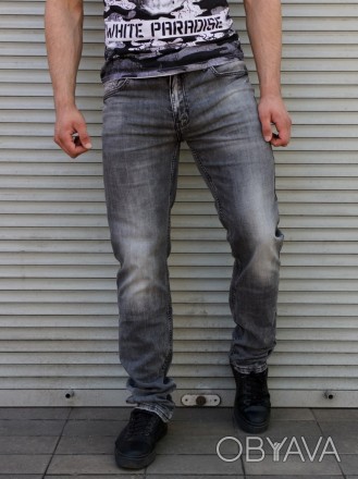 Артикул: 2017
Серые демисезонные джинсы Slim Fit
Размеры: 30.31.32.33.34.36.38
Т. . фото 1