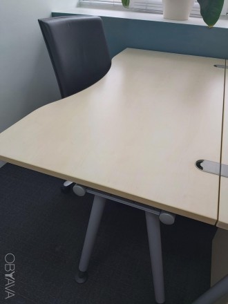Продам офисные столы б/у в прекрасном состоянии.

Столешница изготовлена из ка. . фото 4