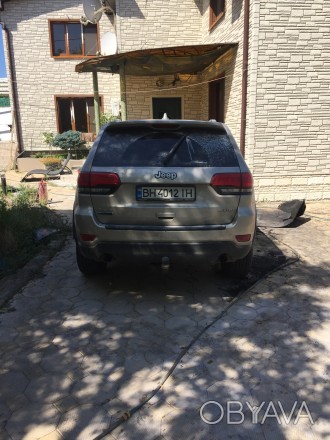 Продам JEEP GRAND CHEROKEE LAREDO
