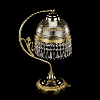 Латунная настольная лампа размерами 18 х 42 см, с 1 лампочкой и декоративным аба. . фото 2