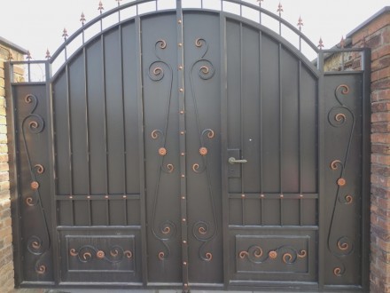 Изготовим под заказ:Ворота,Двери,Ограждения,Решетки кованые изделия.
Другие мет. . фото 2