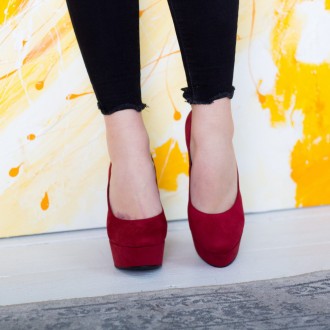 Женские туфли красные Galatea 2576 Туфли женские выполнены из искусственной замш. . фото 6