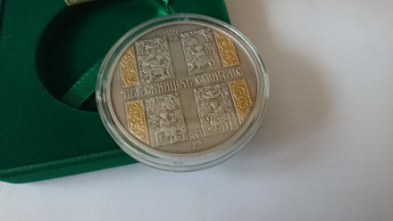 Монета НБУ "Пересопницьке Євангеліє" (срібло). Львів. фото 1 Монета НБУ "Пересопницьке Євангеліє" (срібло). Львів. фото 1