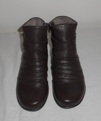 Женские кожаные коричневые демисезонные ботинки naturalizer
размер eur-36 23см
. . фото 2