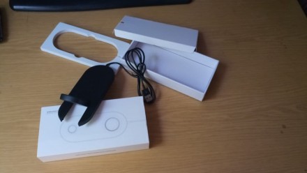 Двойная беспроводная зарядка с технологией QI для iPhone, iWatch, Samsung,. Харьков. фото 1 Двойная беспроводная зарядка с технологией QI для iPhone, iWatch, Samsung,. Харьков. фото 1