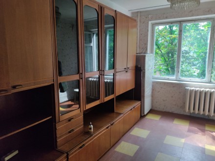 Квартира в жилом советском состоянии, под ремонт, комнаты 2+1, сан узел в кафеле. Победа-1. фото 7