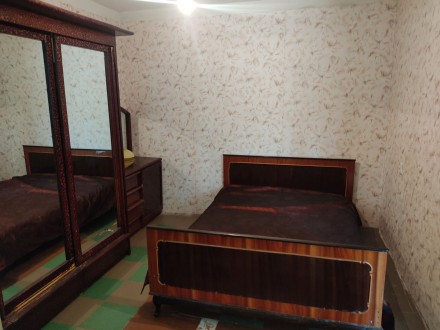 Квартира в жилом советском состоянии, под ремонт, комнаты 2+1, сан узел в кафеле. Победа-1. фото 6
