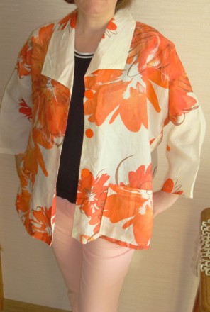 Красивый стильный блузон на пуговицах пиджак из дышащей и легкой льняной ткани в. . фото 5