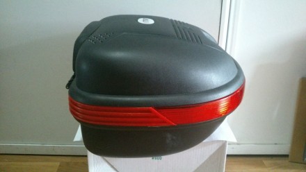 Продам кофр багажник TVR на один шлем с площадкой, быстросъемный, с системой мон. . фото 4
