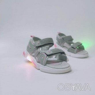 
Детские босоножки с LED-подсветкой девочкам, белые на двух липучках.
 
Удобная . . фото 1