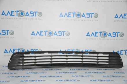 Нижняя решетка переднего бампера Toyota Camry v50 12-14 usa LE, надломы низ и ве. Одесса. фото 1