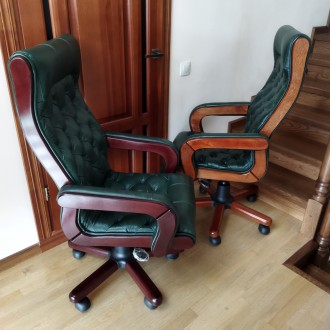 Нове офісне крісло для керівника.
Натуральна італійська шкіра.
Якісні механізм. . фото 4