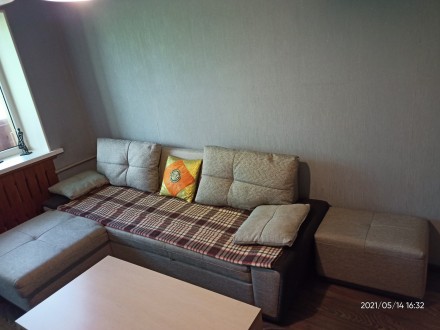 Очень функциональный, стильный, качественный угловой диван с пуфом в отличном ра. . фото 2