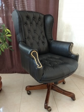 Продам офісне крісло для керівника в шикарному стані. Повністю натуральна шкіра:. . фото 2
