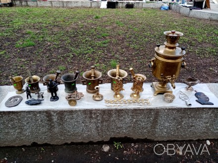 Продам старинные предметы, статуэтки,награды,монеты и другое