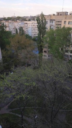 В продаже просторная трёхкомнатная квартира в Суворовском районе Одессы. Крыша д. Центральный. фото 4