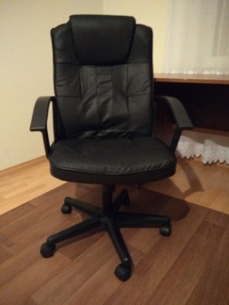Продам нове офісне крісло. Виробник Німеччина. Залишилися три штуки, як на фото,. . фото 2