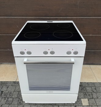 Плита електрична з духовкою Bosch 60х60х85 Made in Germany. Бережани. фото 1 Плита електрична з духовкою Bosch 60х60х85 Made in Germany. Бережани. фото 1