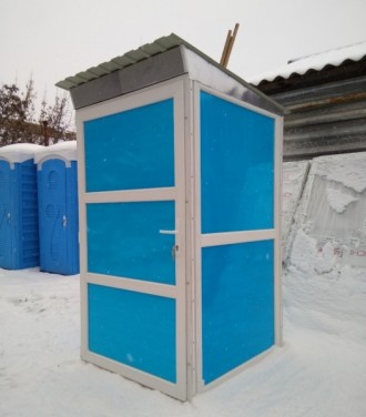Туалетная кабина утепленная изготовлена из специализированного профиля (сэндвич-. . фото 2
