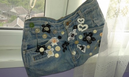 сумка яркая-оригинальная джинсовая
 летне весенняя. эксклюзивная автроская рабо. . фото 9