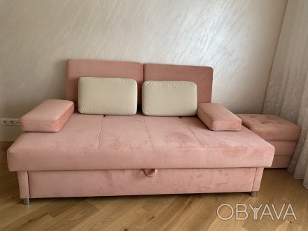 Срочно продам диван в отличном состоянии, практически новый.  
Размеры: 2040х10. . фото 1