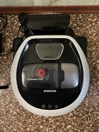 Робот-пылесос Samsung POWERbot VR7000 является устройством для сухой уборки твер. . фото 2