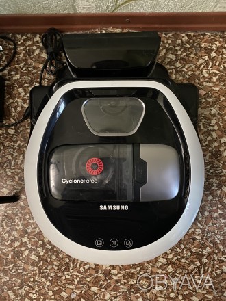 Робот-пылесос Samsung POWERbot VR7000 является устройством для сухой уборки твер. . фото 1