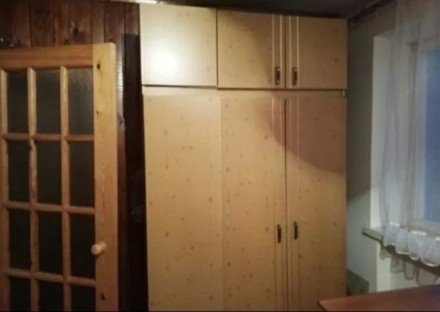 Продам 3 комнатную квартиру на Комарова 
Комнаты раздельные 
Сан узел раздельный. . фото 4