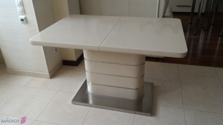 https://mebelgroup.com.ua 

Есть разные модели столов
Цвета уточняйте
(белый. . фото 2