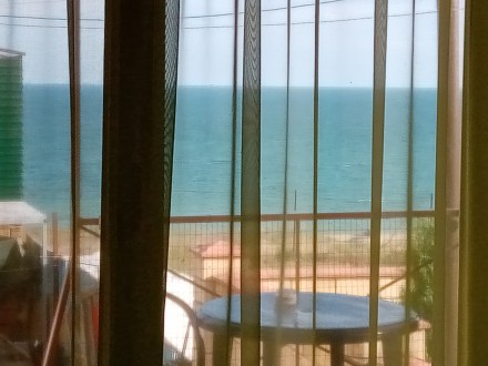 Сдам комнаты,домики для отдыха у Черного моря.Вид на море.К пляжу только спустит. Суворовське. фото 2