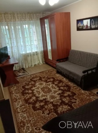 Продам 1 комнатную квартиру в Центре 
Квартира чистая и уютная с мебелью и техни. Центр. фото 1