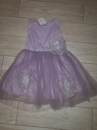 Нові гарні святкові плаття для дівчаток
Ціни різні від 300 грн до 550грн. Ціни . . фото 9