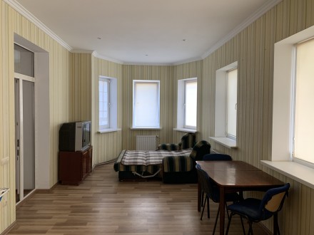 Продам 3-к кв. 75м2 в центре ул.Дворцовая.. Кропивницкий. фото 1 Продам 3-к кв. 75м2 в центре ул.Дворцовая.. Кропивницкий. фото 1