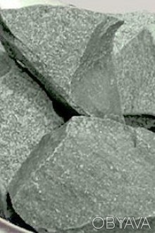 Жадеит - единый полудрагоценный камень, комплекс параметров которого дозволяет и. . фото 1