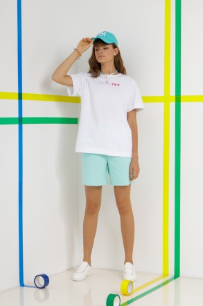 Женская футболка Stimma Дизар. Модель в стиле оверсайз. Прямой фасон. Круглый вы. . фото 4