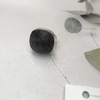 Оригинальное кольцо с камнем индийский рубин в породе в серебре. Индия!
Размер 1. . фото 8