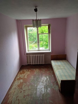 Квартира находится по улице Приморская, на 4 этаже 5 - этажного дома. Одна комна. . фото 5