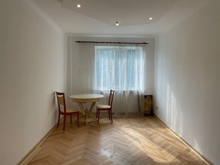 В долгосрочную аренду предлагается двухкомнатная просторная квартира на Тарасовс. Шевченко. фото 3