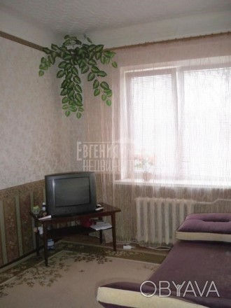 Продается трехкомнатная чистая квартира, Катеринича, 1 этаж 4 этажного дома, 60/. . фото 1