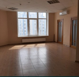 Без комиссии престижный офис в бизнес центре «Южные Врата», возле ст. Осокорки. фото 2